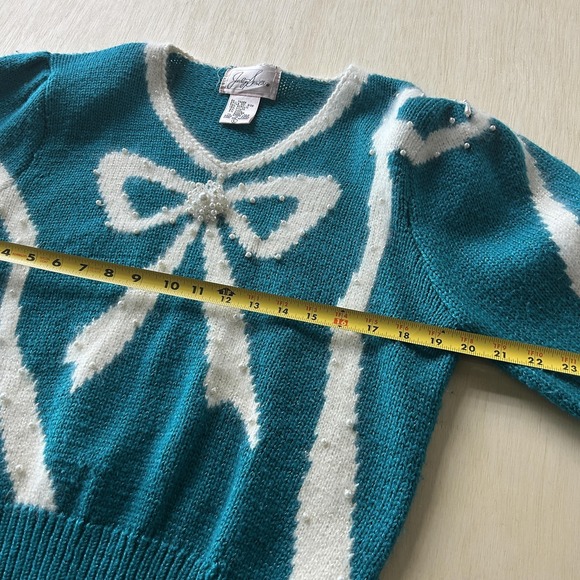 Vintage Jaclyn Smith Sweater Womens Large Blue Bow Beaded V Neck Holiday Knit - Picture 6 of 8